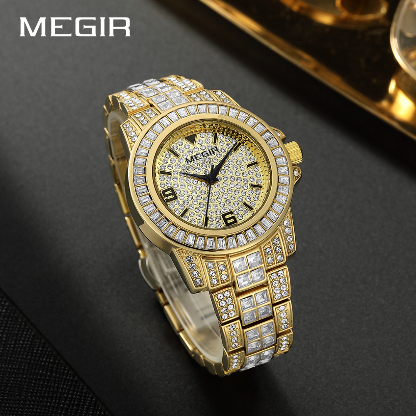 MEGIR Luxe diamanten horloges  - Luxury Watch With Bracelet recensie en prijs