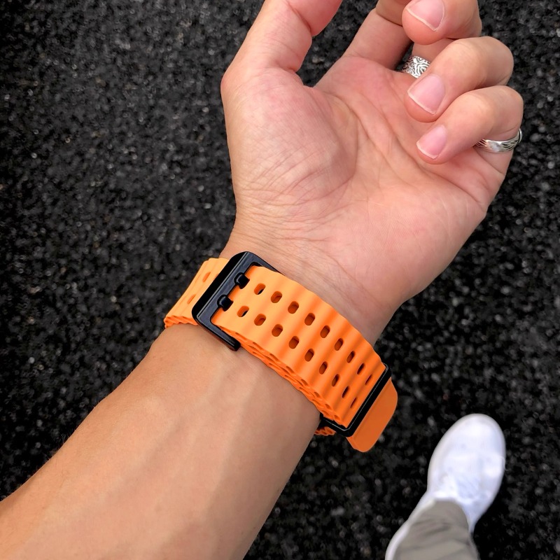 Zachte siliconen band voor Red - Xiaomi Luxury Watch recensie en prijs